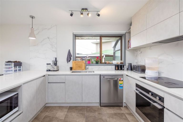 Photo of property in 26 Derwent Street, Bryndwr, Christchurch, 8053