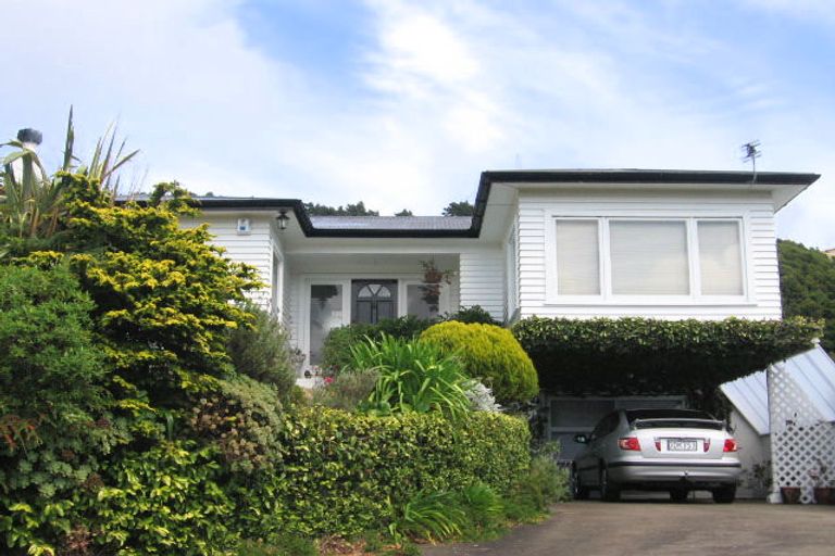 Photo of property in 38 Spencer Street, Crofton Downs, Wellington, 6035