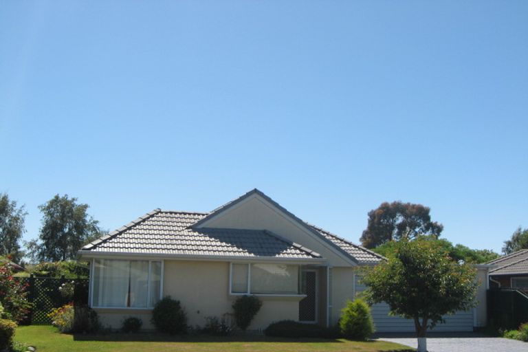 Photo of property in 35 Kintyre Drive, Broomfield, Christchurch, 8042