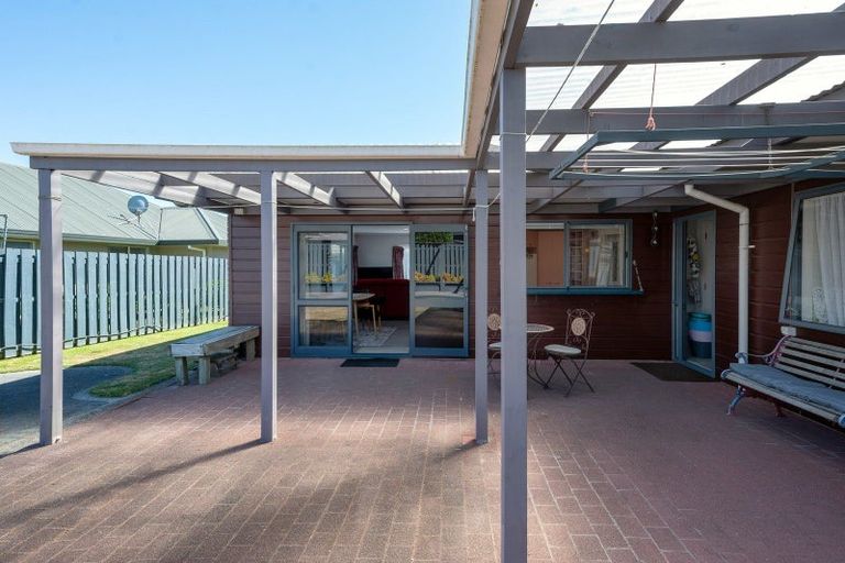 Photo of property in 35 Carter Drive, Pomare, Rotorua, 3015