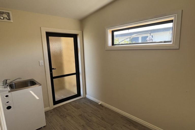 Photo of property in 24 Hereford Street, West End, Palmerston North, 4410