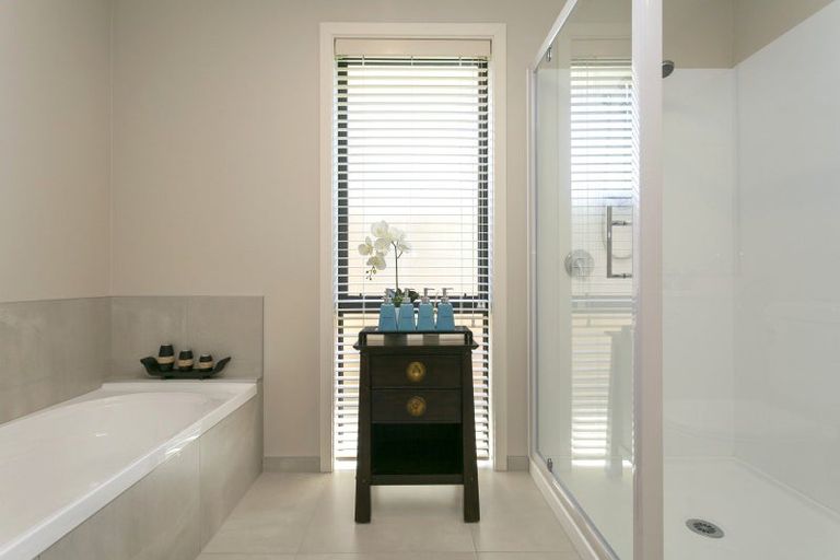 Photo of property in 28 Huka Heights Drive, Rangatira Park, Taupo, 3330