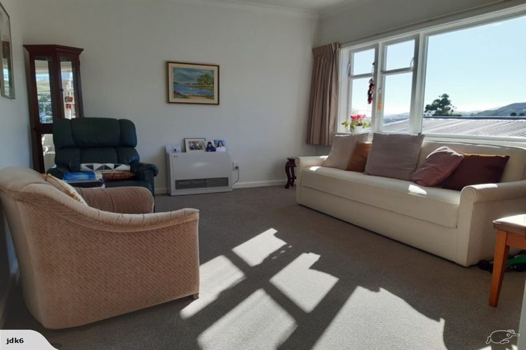 Photo of property in 5 The Drive, Tawa, Wellington, 5028