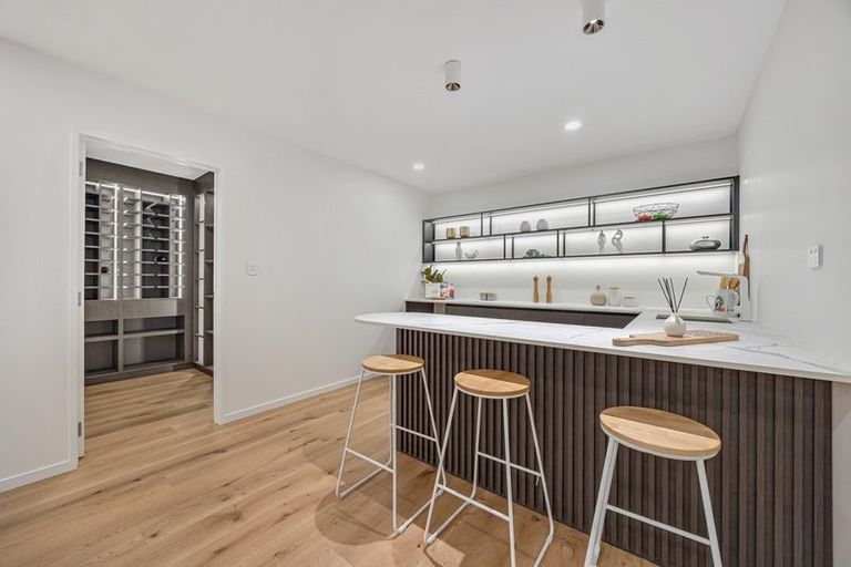 Photo of property in 9 Michael Richard Place, East Tamaki Heights, Auckland, 2016