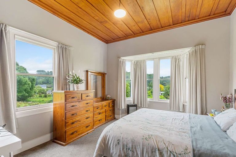 Photo of property in 14 Wilson Road, Hunterville, 4730