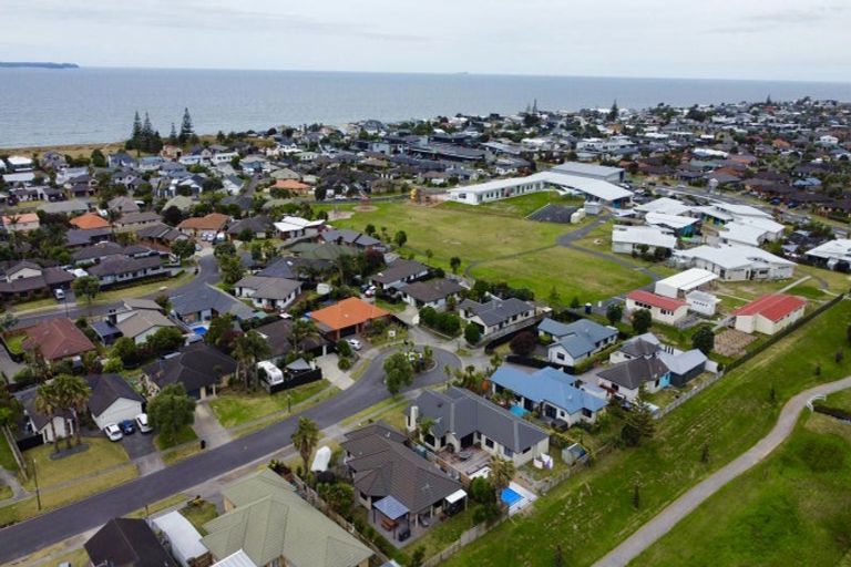 Photo of property in 45 Calypso Drive, Papamoa Beach, Papamoa, 3118