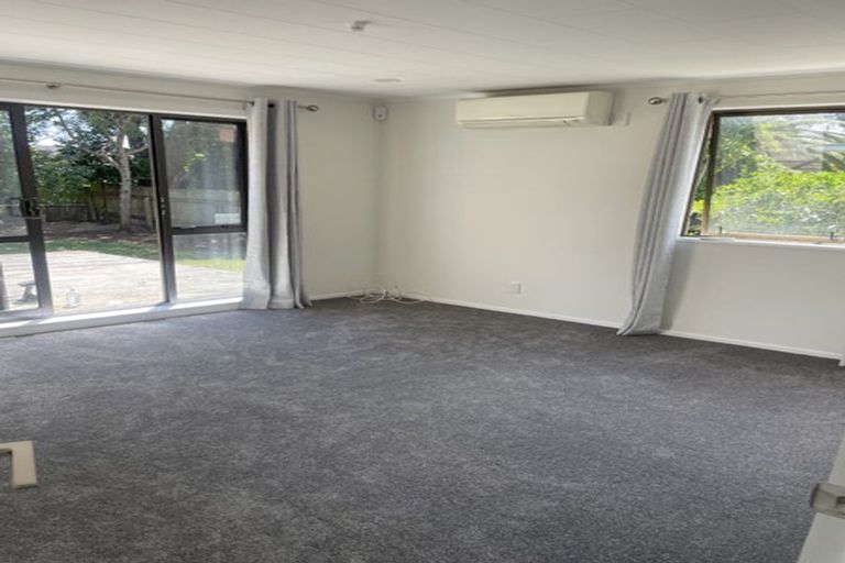 Photo of property in 32 Kapiti Road, Paraparaumu, 5032