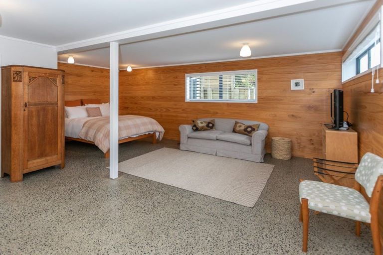 Photo of property in 2 Emmerdale Drive, Hahei, Whitianga, 3591