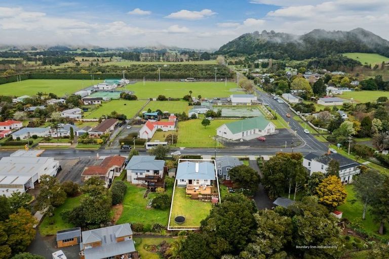 Photo of property in 5 Tauraroa Road, Maungakaramea, Whangarei, 0178
