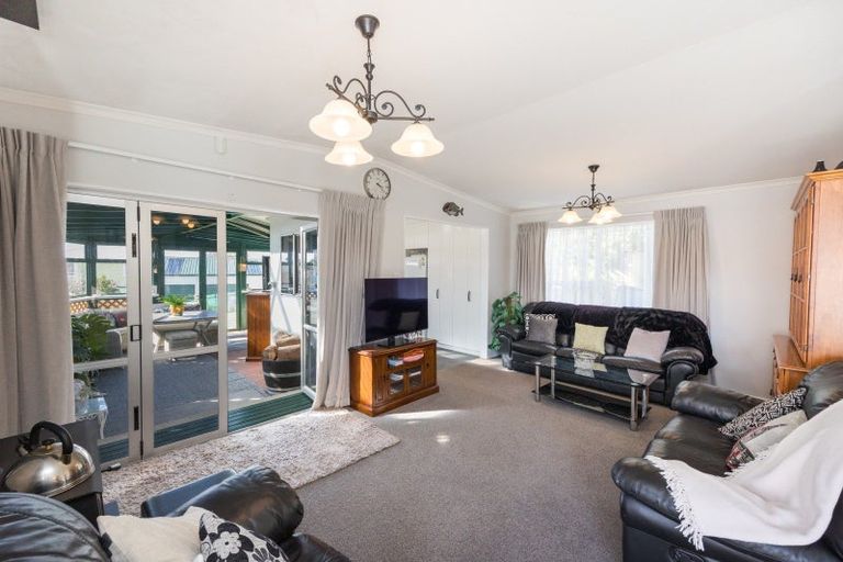 Photo of property in 43 Shortt Street, Foxton Beach, Foxton, 4815