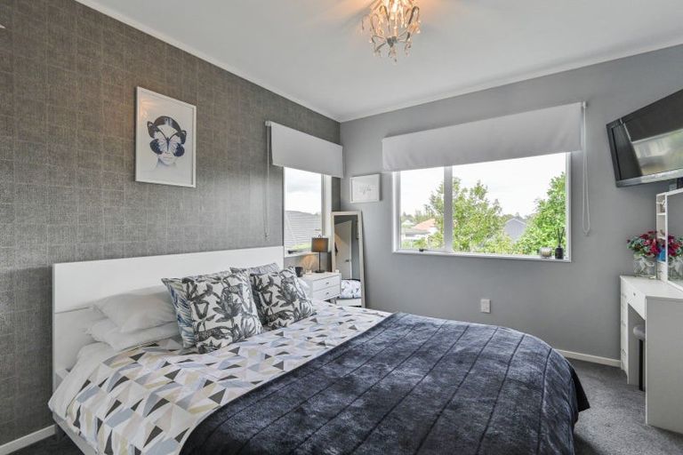 Photo of property in 12 The Croft, Havelock North, 4130