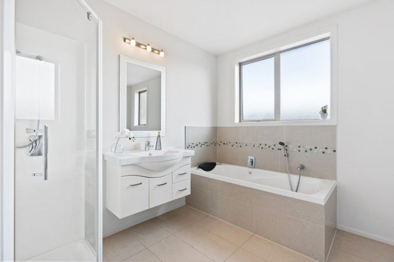 Photo of property in 16 Henderson Drive, Alexandra, 9320