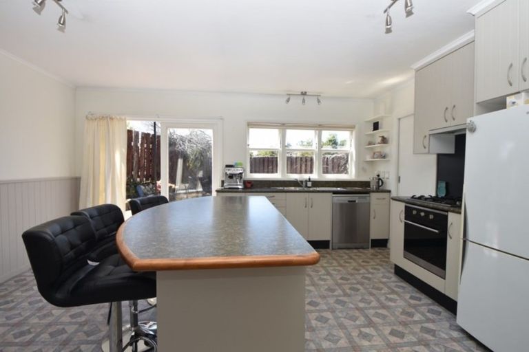 Photo of property in 294 High Street South, Carterton, 5713