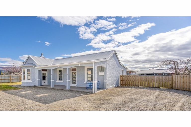 Photo of property in 22 Clutha Street, Alexandra, 9320