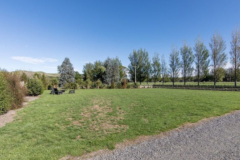 Photo of property in 81 Kyle Road, Waipukurau, 4281