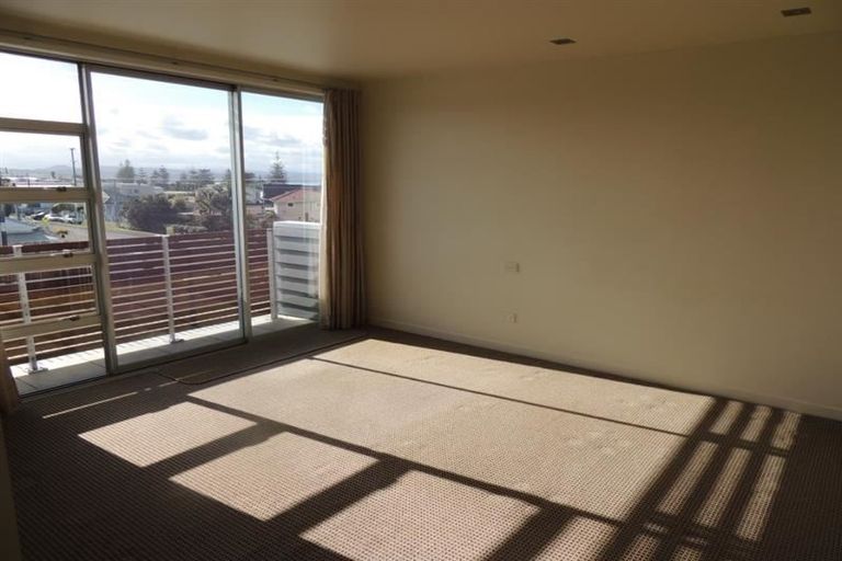 Photo of property in 84b Charles Street, Westshore, Napier, 4110