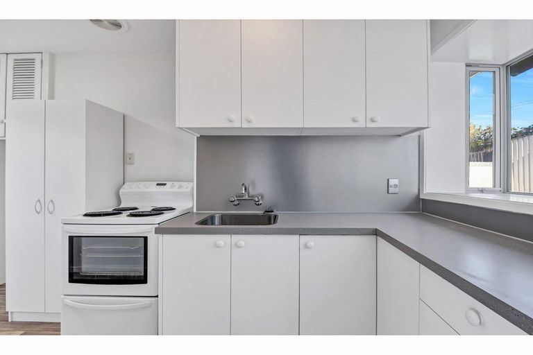 Photo of property in 2/8 Lonsdale Street, New Brighton, Christchurch, 8083