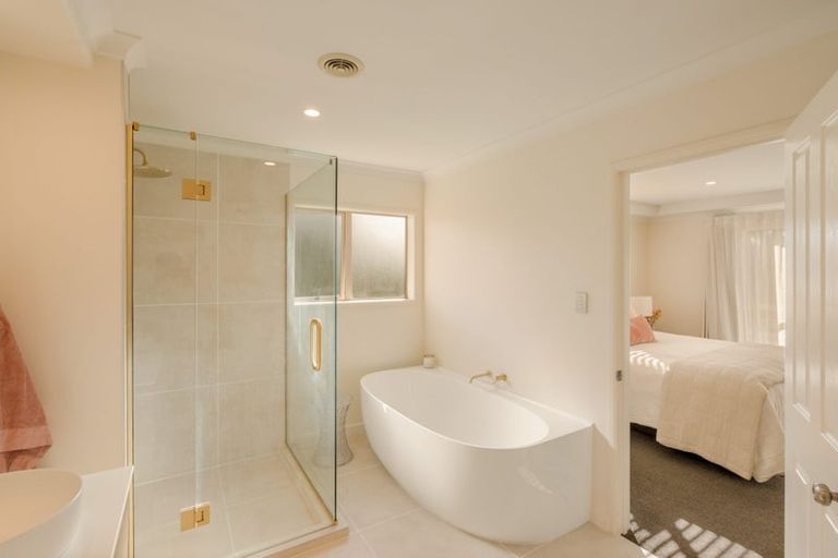 Photo of property in 53 Woodhurst Drive, Casebrook, Christchurch, 8051