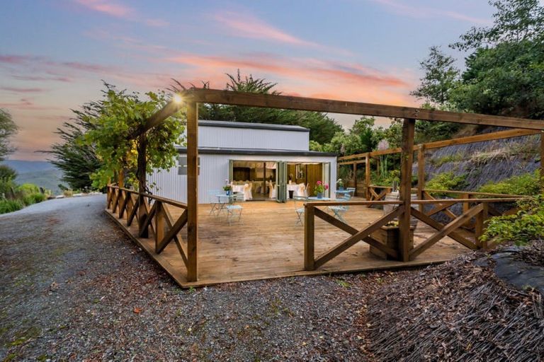 Photo of property in 29 Drummond Crescent, Kelson, Lower Hutt, 5010