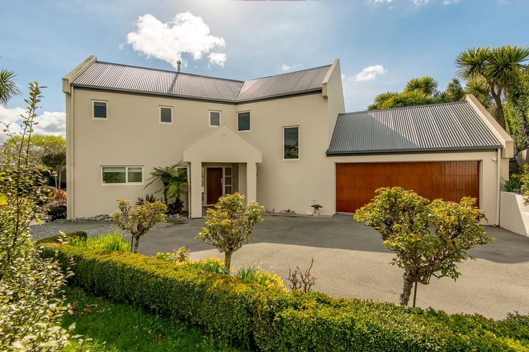 Photo of property in 9 Enticott Place, Huntsbury, Christchurch, 8022