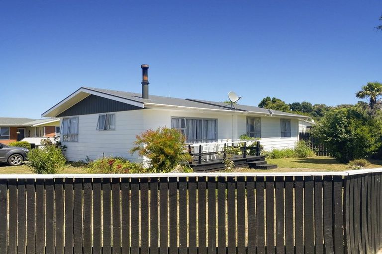 Photo of property in 44 Savage Crescent, Aramoho, Whanganui, 4500