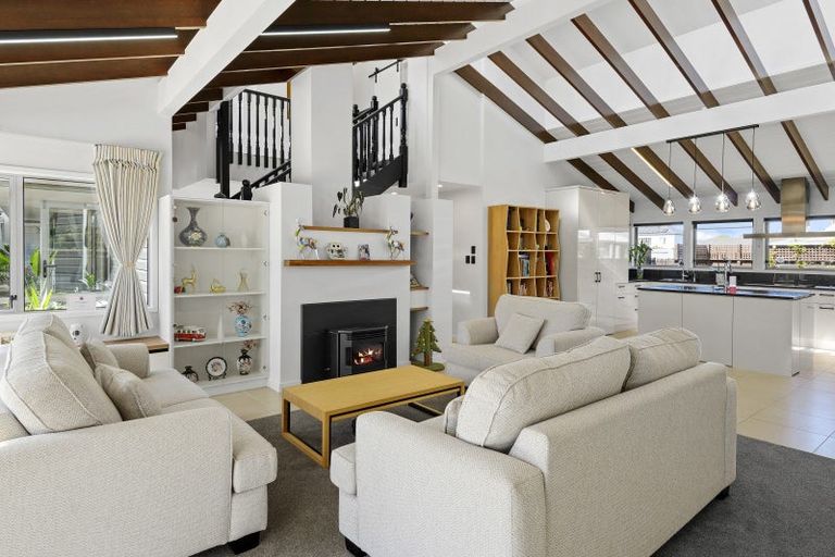 Photo of property in 280 Queen Elizabeth Ii Drive, Mairehau, Christchurch, 8052