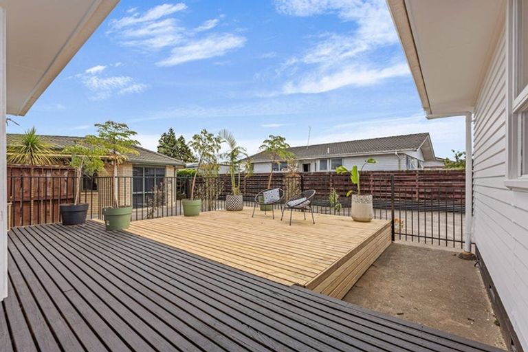 Photo of property in 19 Ben Lora Place, Mangere East, Auckland, 2024