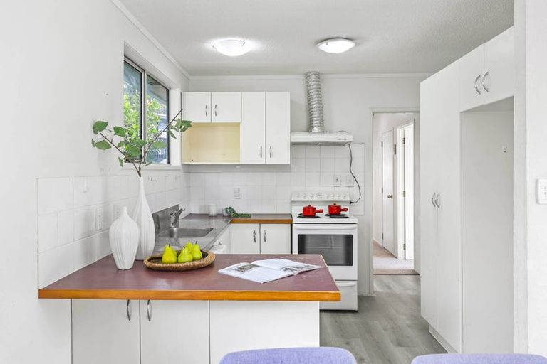 Photo of property in 9 Dianne Louise Drive, Half Moon Bay, Auckland, 2012