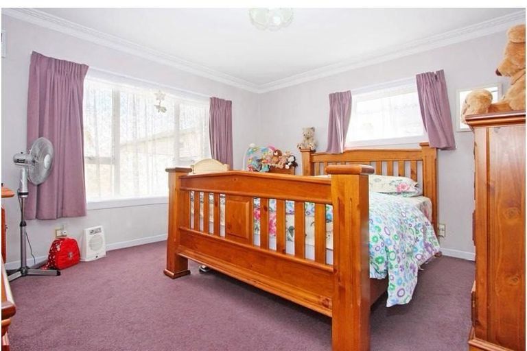 Photo of property in 10 Sunnyside Crescent, Papatoetoe, Auckland, 2025