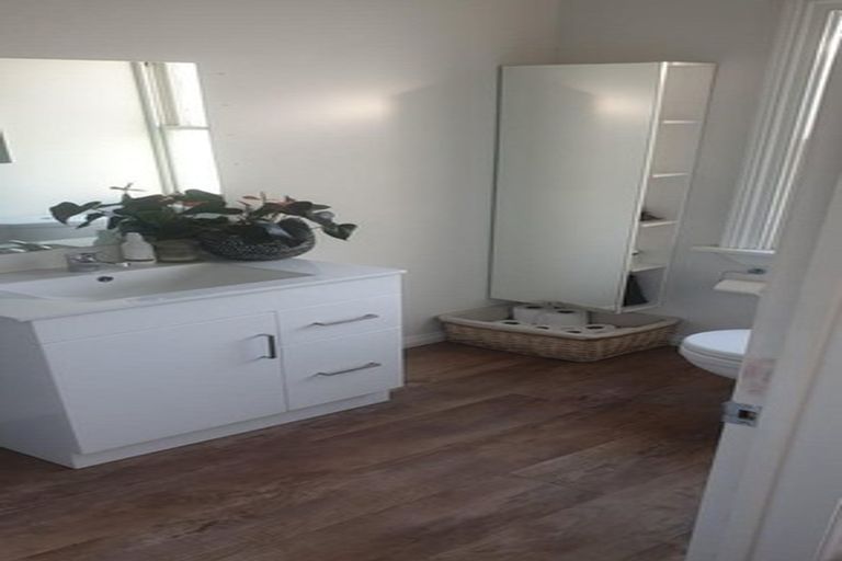 Photo of property in 1/377 Cambridge Terrace, Christchurch Central, Christchurch, 8013