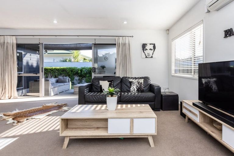 Photo of property in 2a Harrow Street, Taradale, Napier, 4112