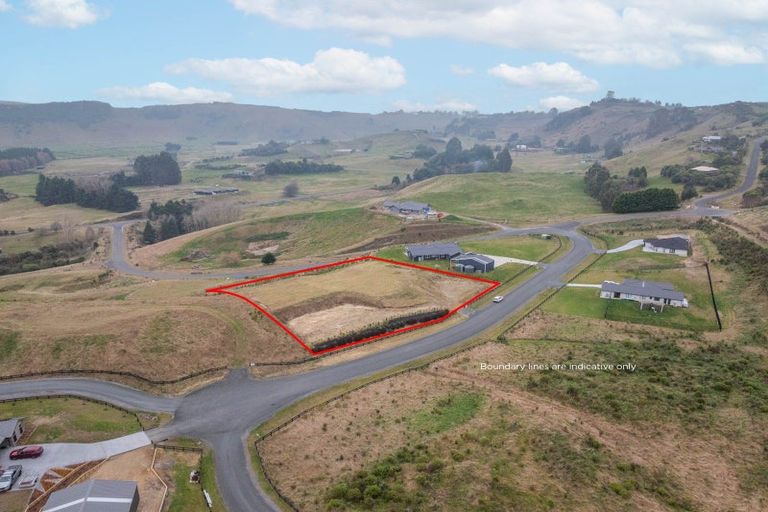 Photo of property in 6 Olsen Place, Kinloch, 3385