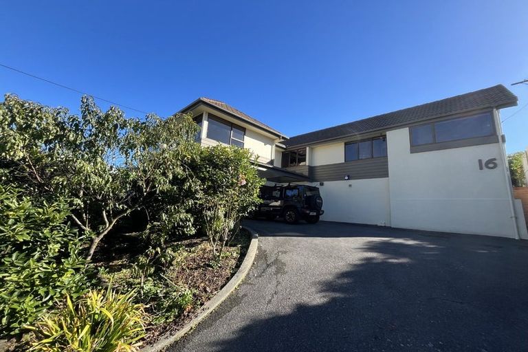 Photo of property in 16 Trevor Terrace, Paremata, Porirua, 5024