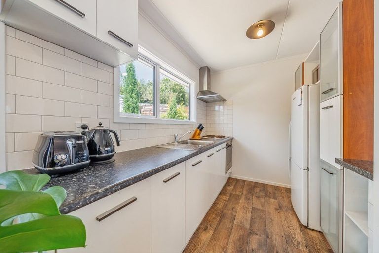 Photo of property in 21 Oaklands Grove, Clouston Park, Upper Hutt, 5018