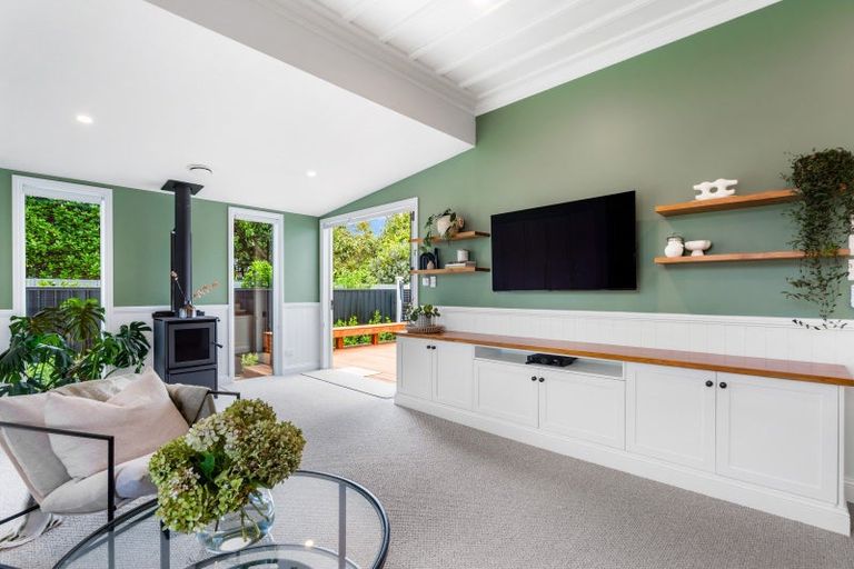 Photo of property in 13 Auckland Road, Greenmeadows, Napier, 4112
