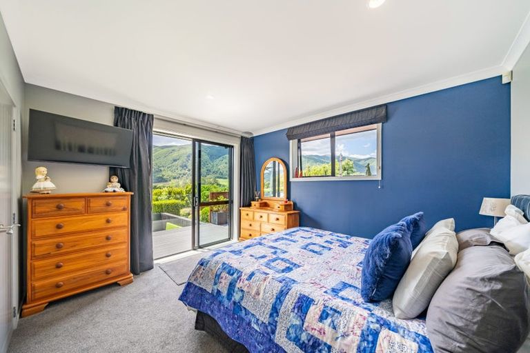 Photo of property in 227 Marchant Road, Kaitoke, Upper Hutt, 5018