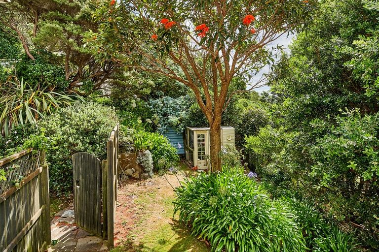 Photo of property in 24 Raroa Place, Pukerua Bay, 5026