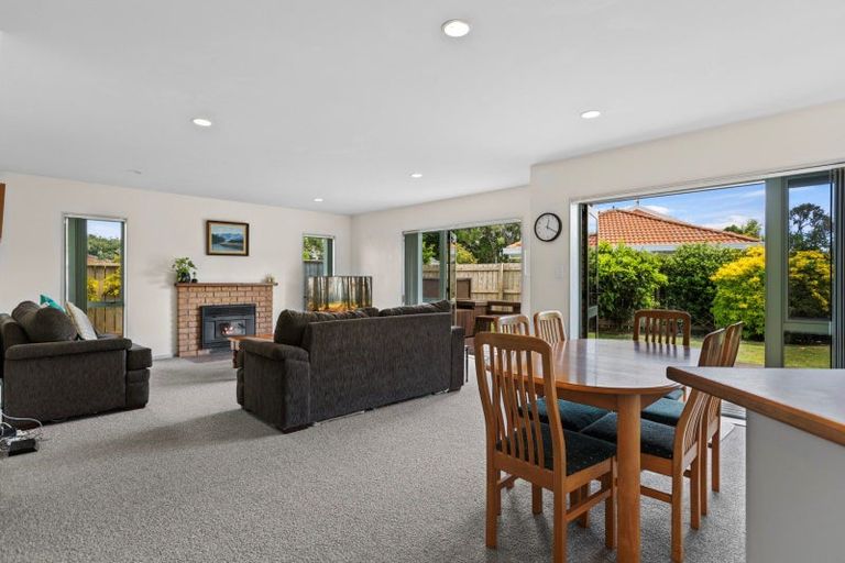 Photo of property in 7 Kalmia Dell, Mount Maunganui, 3116
