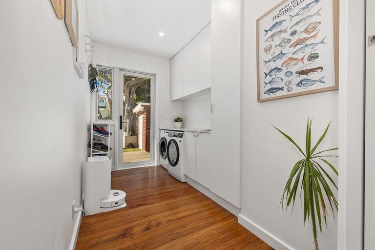 Photo of property in 102 Rosetta Road, Raumati South, Paraparaumu, 5032