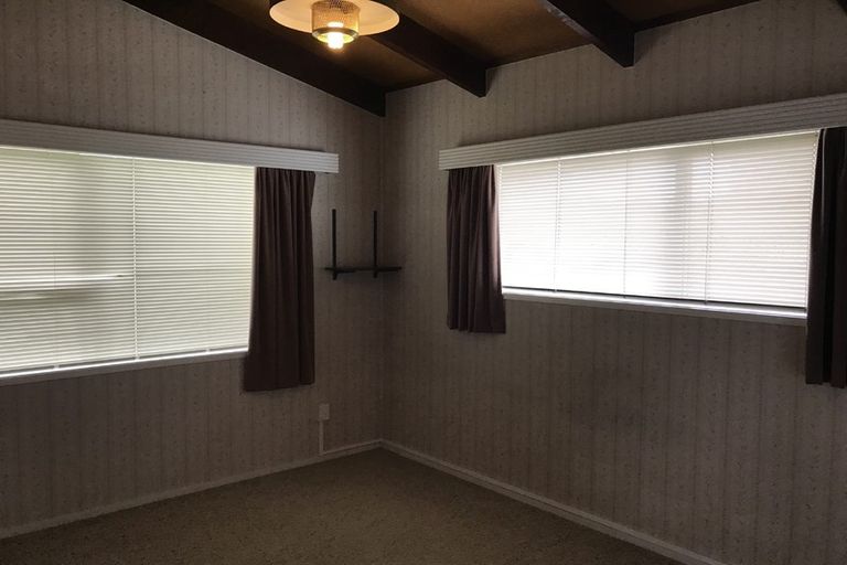 Photo of property in 1/129 Taupo View Road, Taupo, 3330