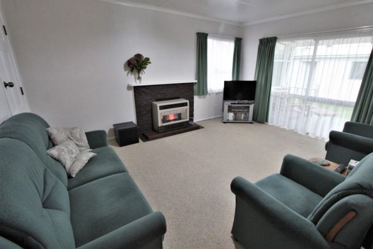 Photo of property in 69 Saint Andrews Drive, Tokoroa, 3420