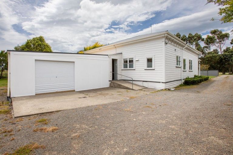 Photo of property in 21 Bevan Street, Woodville, 4920