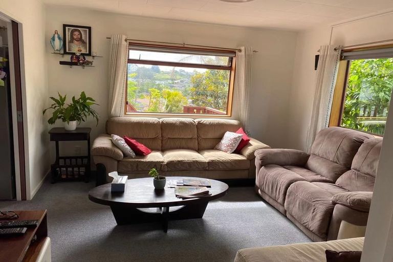 Photo of property in 18 Hercules Drive, Henderson, Auckland, 0612