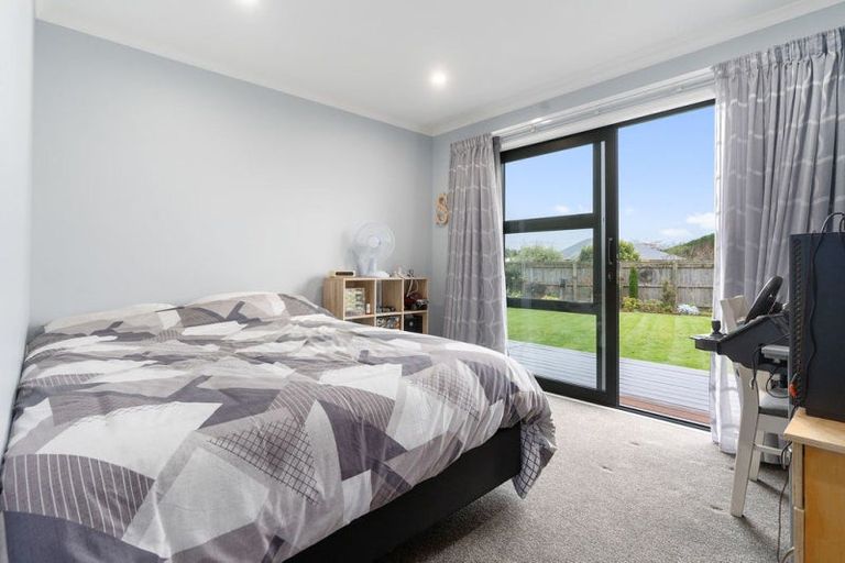 Photo of property in 7 Takahe Drive, Carterton, 5713