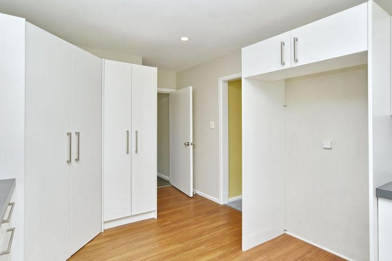 Photo of property in 910 Avonside Drive, Avondale, Christchurch, 8061