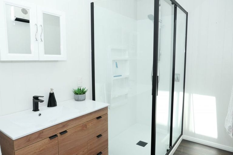 Photo of property in 48 Rutherford Drive, Waikanae Beach, Waikanae, 5036