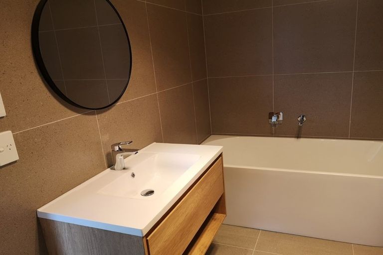 Photo of property in 17d Scott Road, Hobsonville, Auckland, 0616