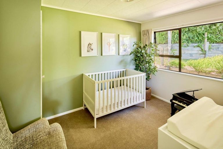 Photo of property in 16 Transom Close, Whitby, Porirua, 5024