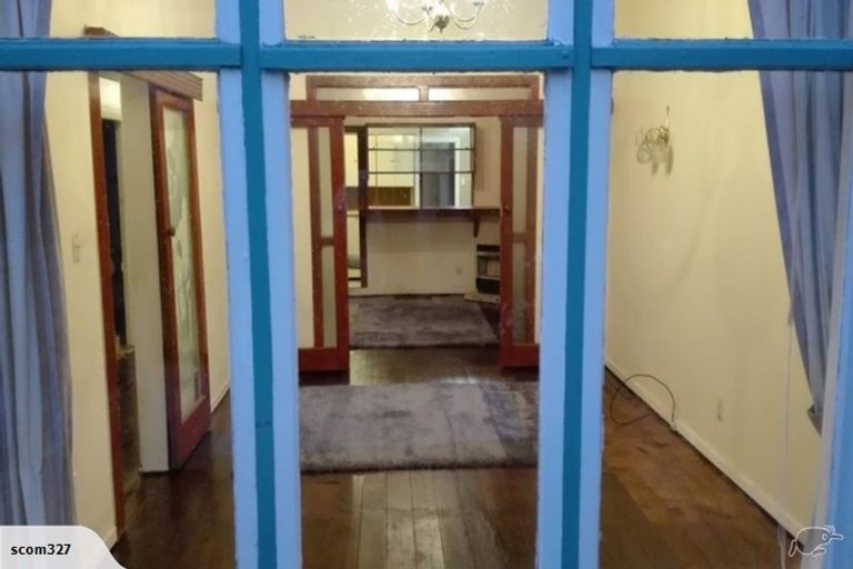 Photo of property in 71 Majoribanks Street, Mount Victoria, Wellington, 6011