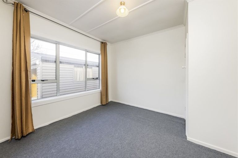 Photo of property in 24 Birdwood Road, Pukekohe, 2120